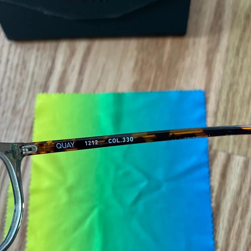 Quay eyeglasses
